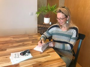 BookSignLandscape